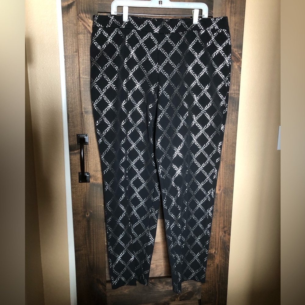 Stretch woven dress pant by Isaac Mizrahi